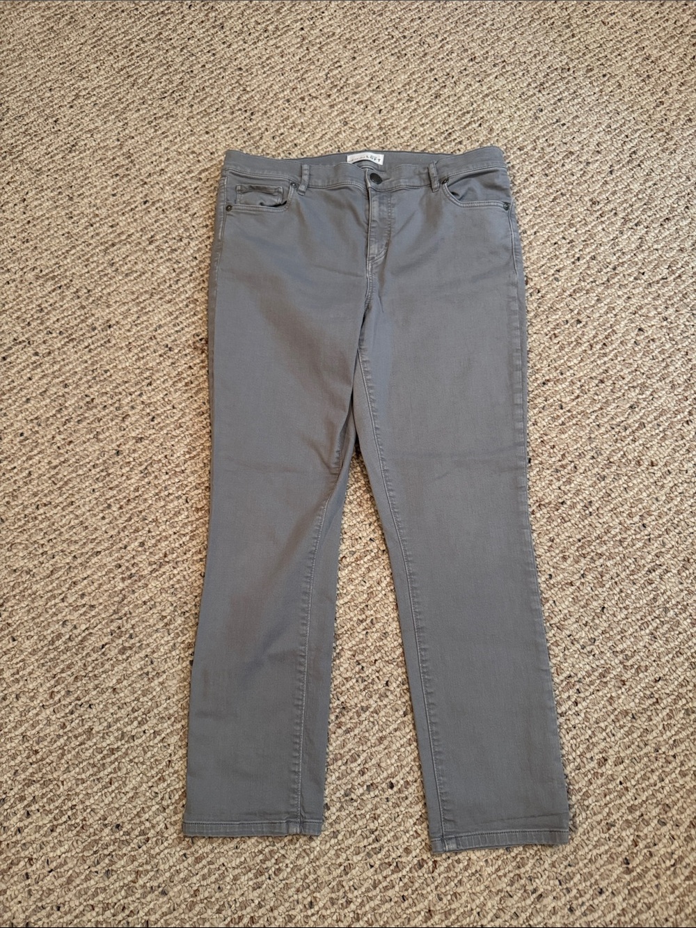 Loft skinny leg crop jeans in Grey